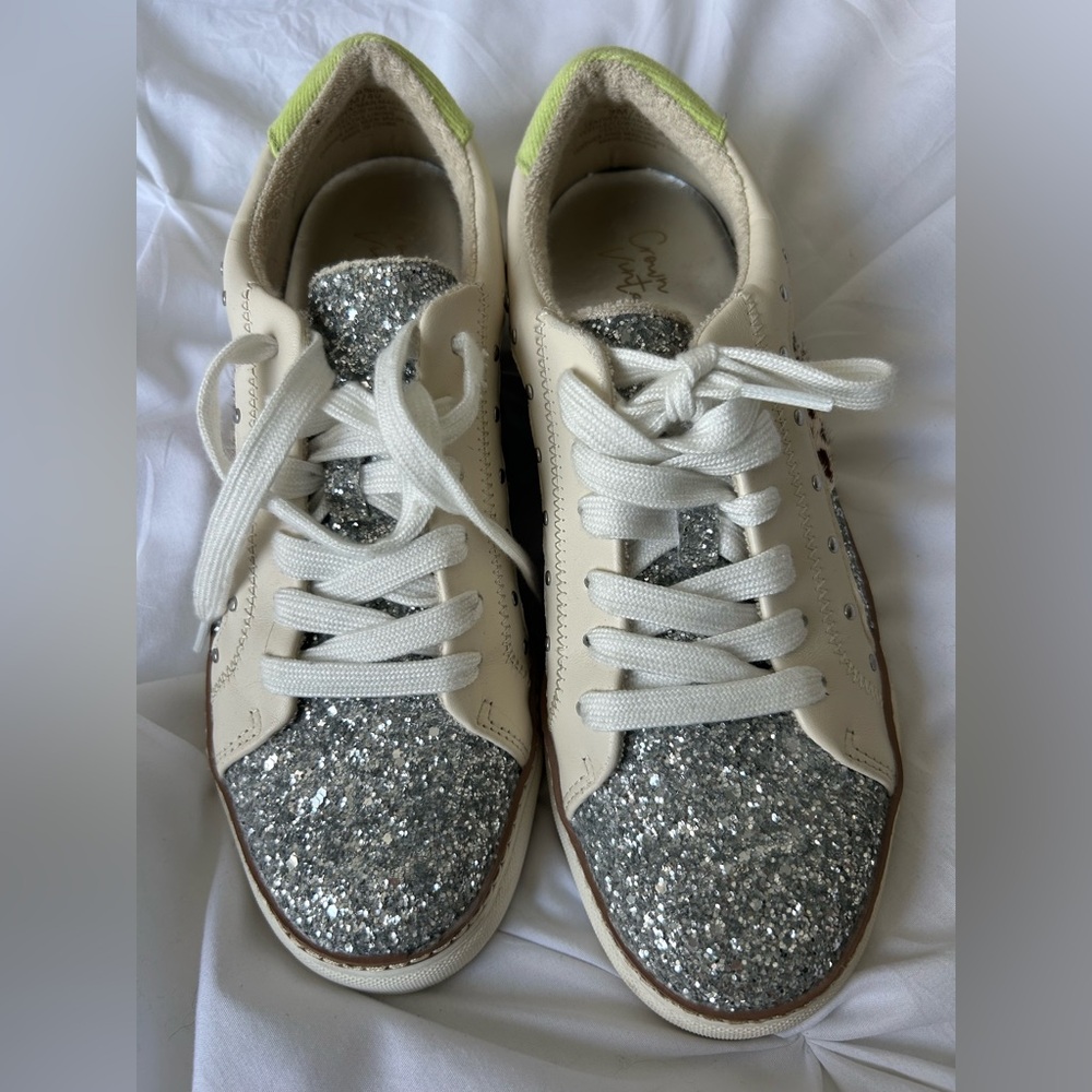 Crown Vintage Silver Glitter Flats